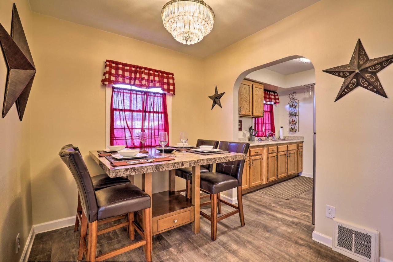 Downtown Cedar House Less Than Half Mi To Suu Campus! Holiday home *